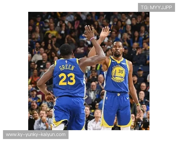 雅虎NBA频道提供哪些最新的赛事资讯和深度分析